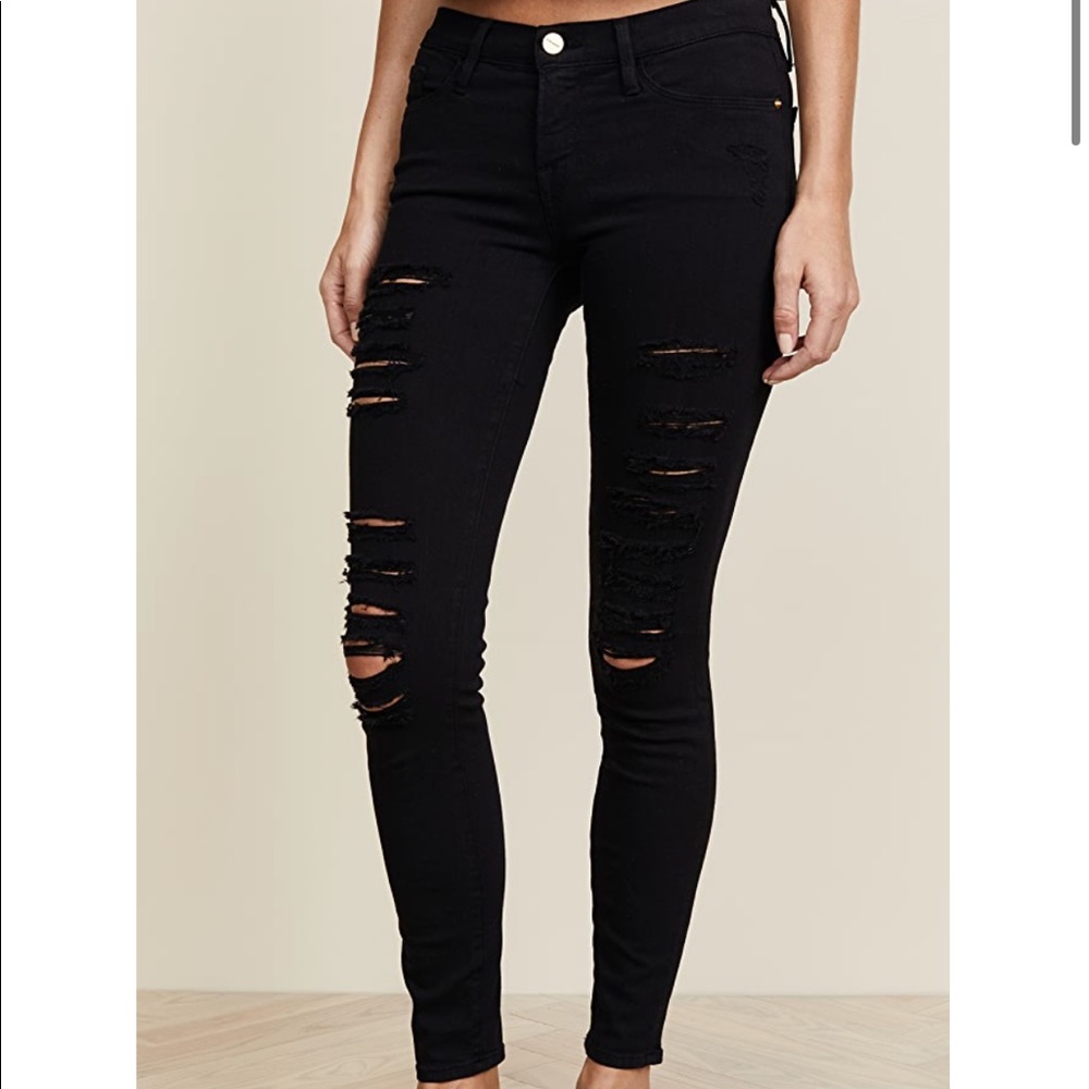 FRAME ripped black jeans!